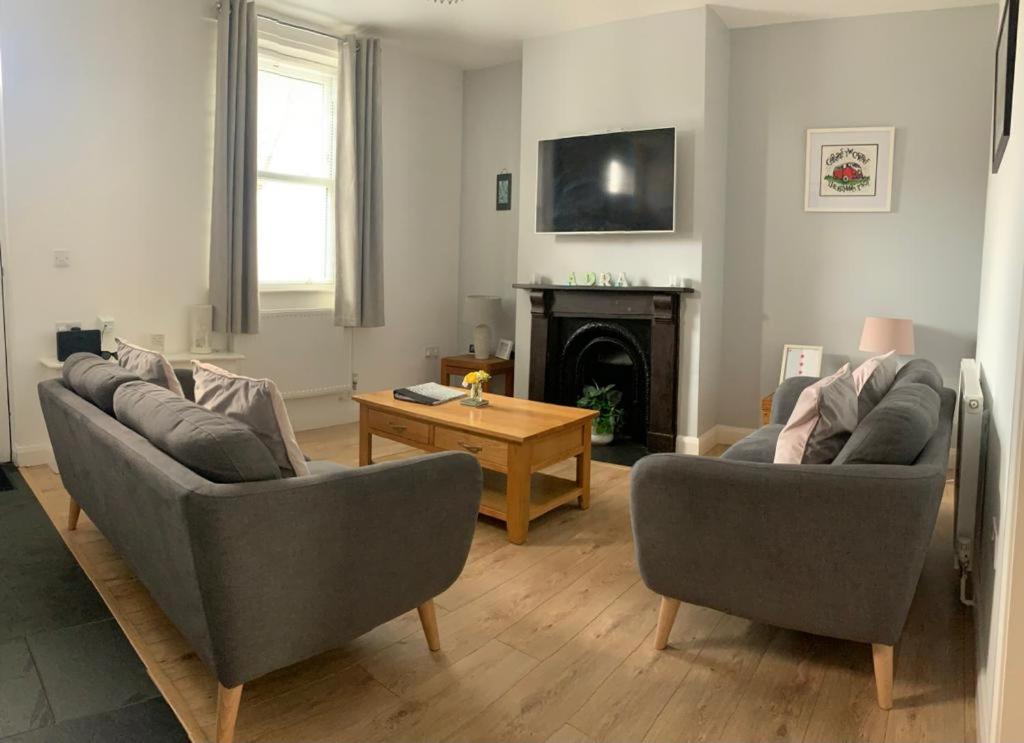 Taitwt2 Villa Caernarfon Eksteriør billede